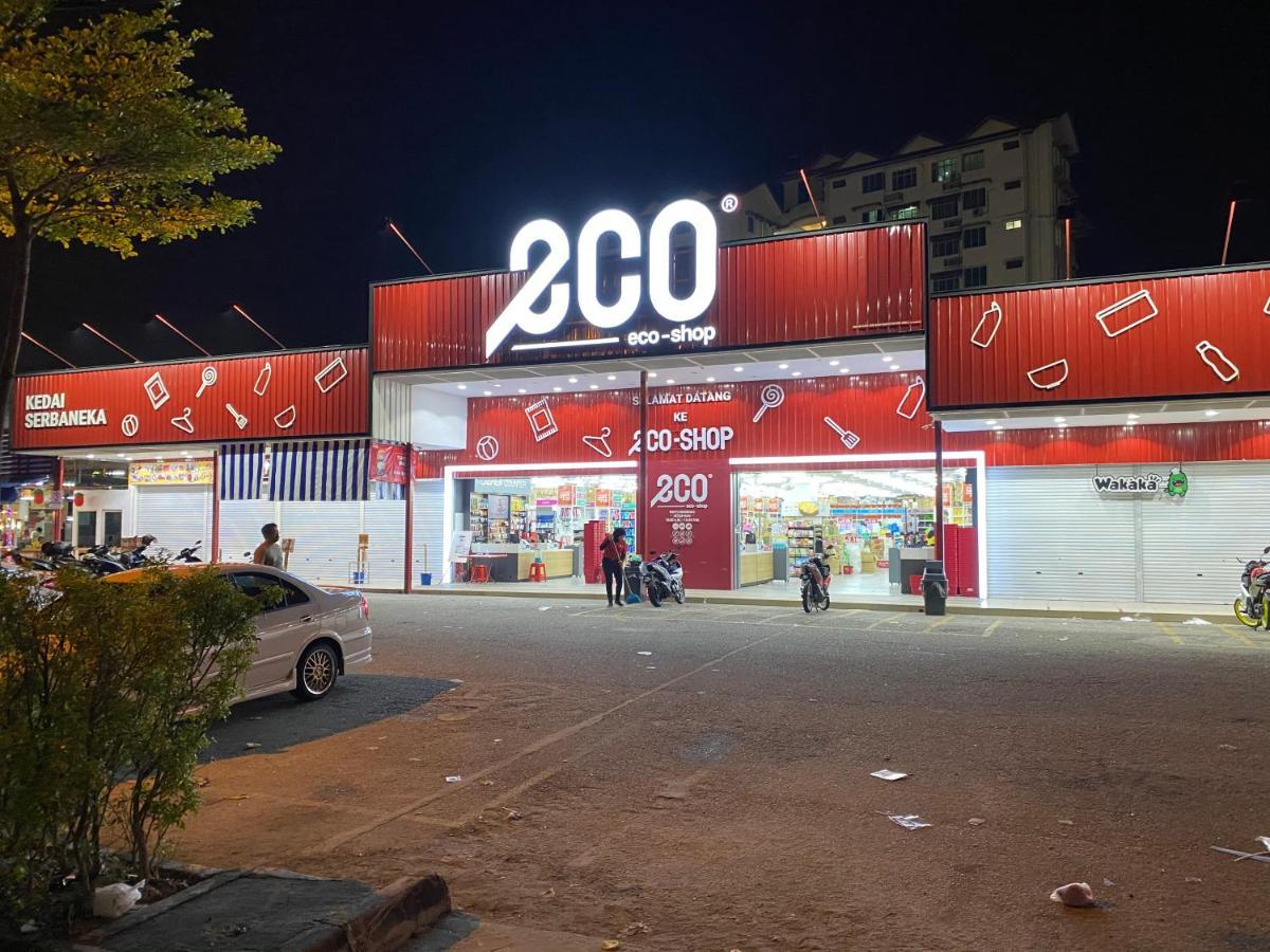 Spice Tunas 3B2B House Bayan Lepas Εξωτερικό φωτογραφία