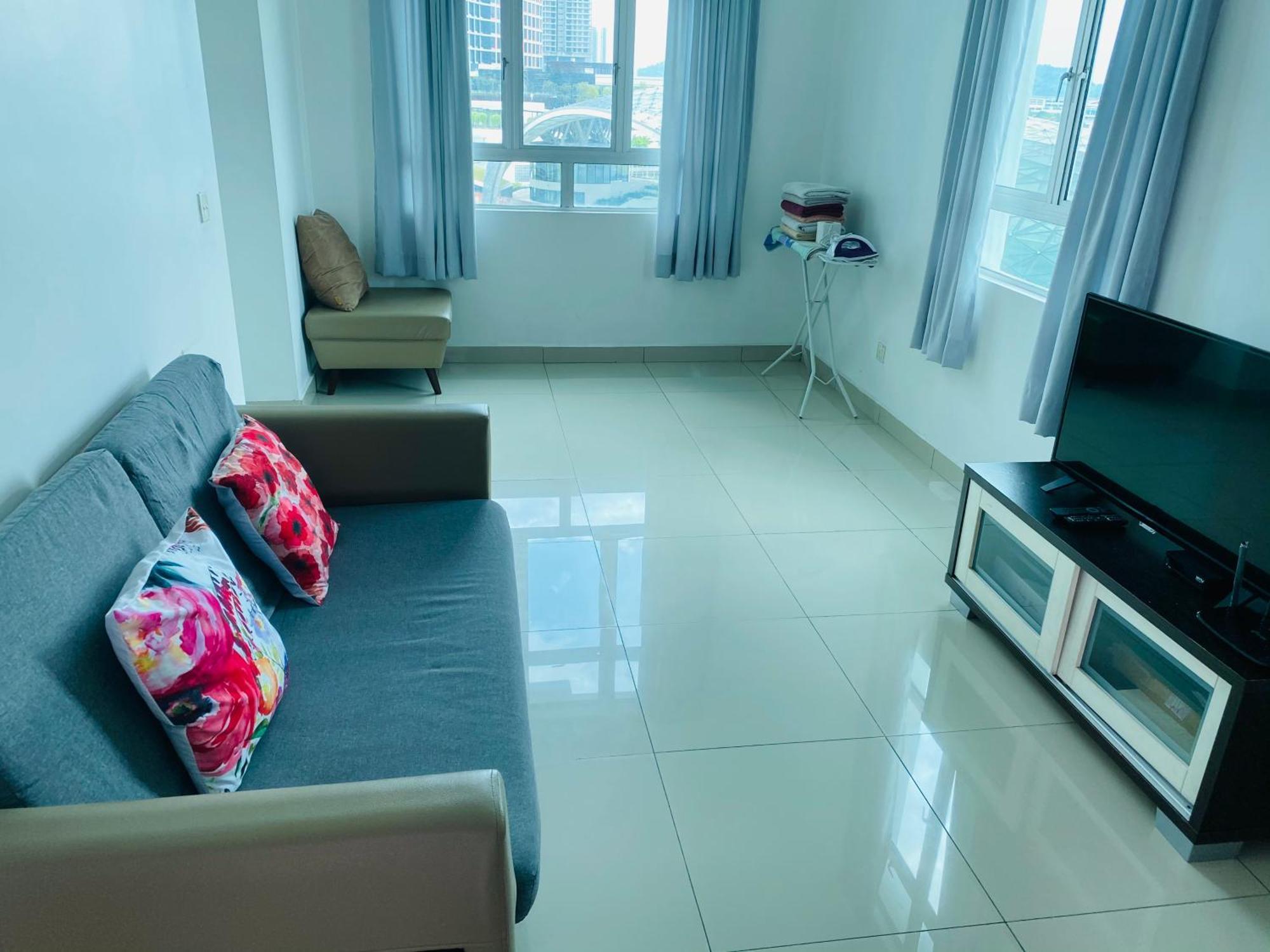 Spice Tunas 3B2B House Bayan Lepas Εξωτερικό φωτογραφία