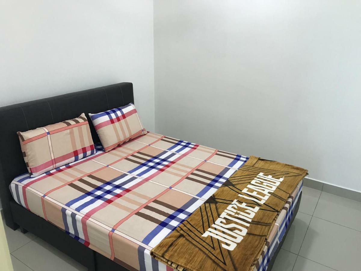 Spice Tunas 3B2B House Bayan Lepas Εξωτερικό φωτογραφία