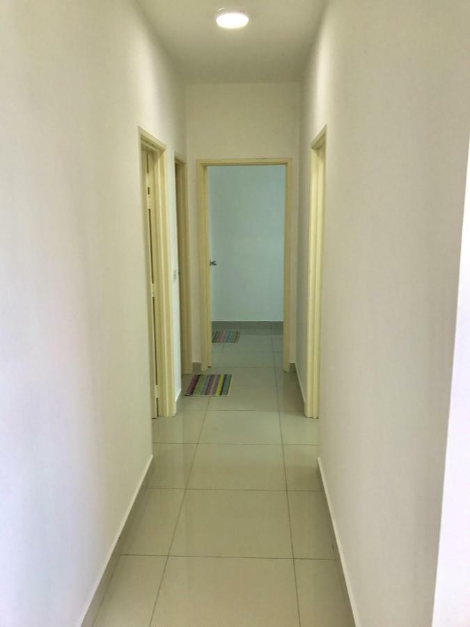 Spice Tunas 3B2B House Bayan Lepas Εξωτερικό φωτογραφία